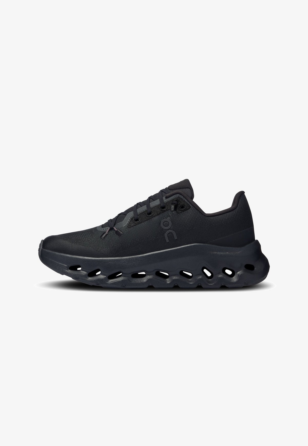 On Cloudtilt (All Black / Eclipse Black)