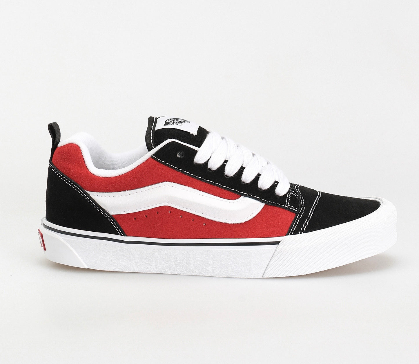Vans Knu Skool Black / Red / True White.