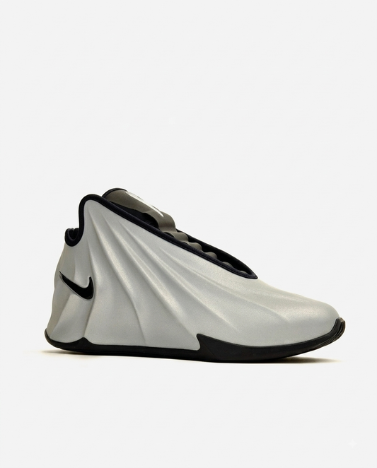 Nike G.T. Future « Metallic Silver »