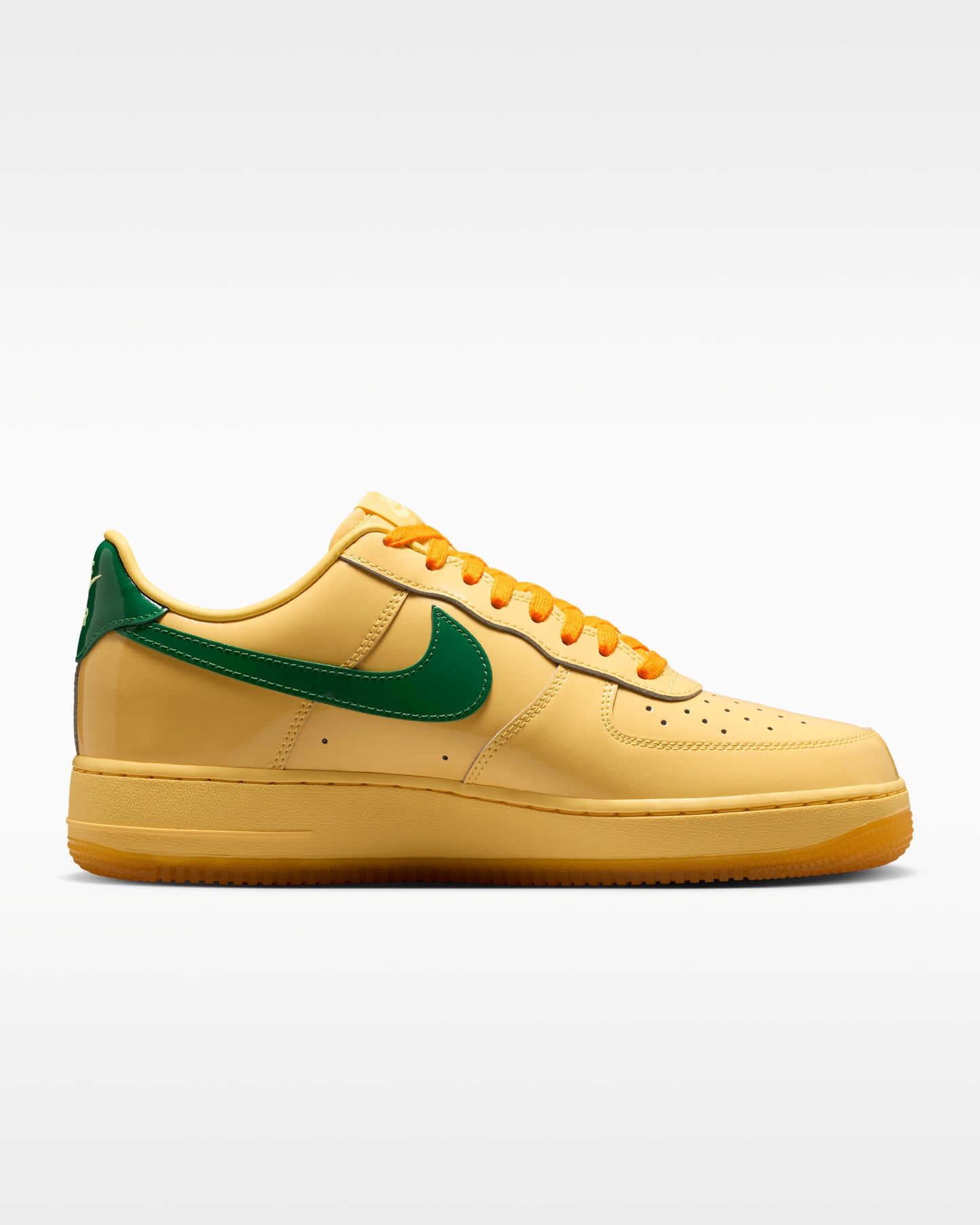 Nike Air Force 1 Low Topaz Gold et Pine Green
