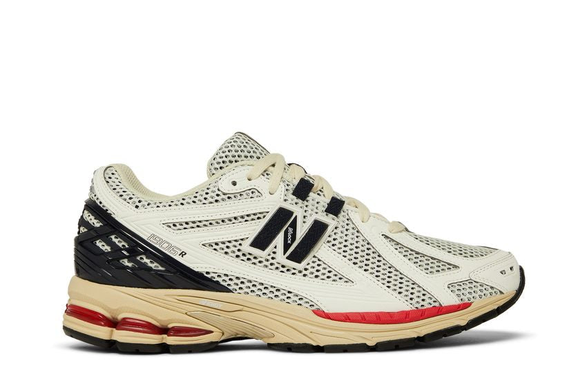 New Balance 1906R « Sea Salt / Eclipse / True Red »