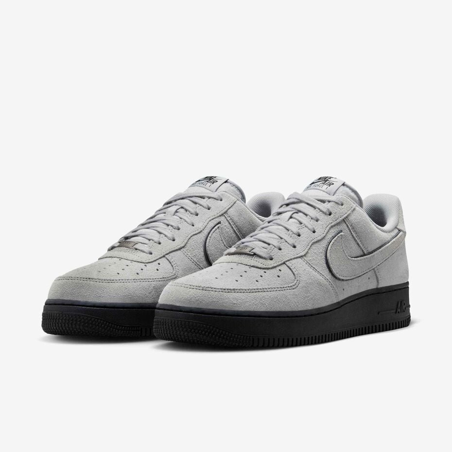 Nike Air Force 1 '07 LV8 "Light Smoke Grey / Black"