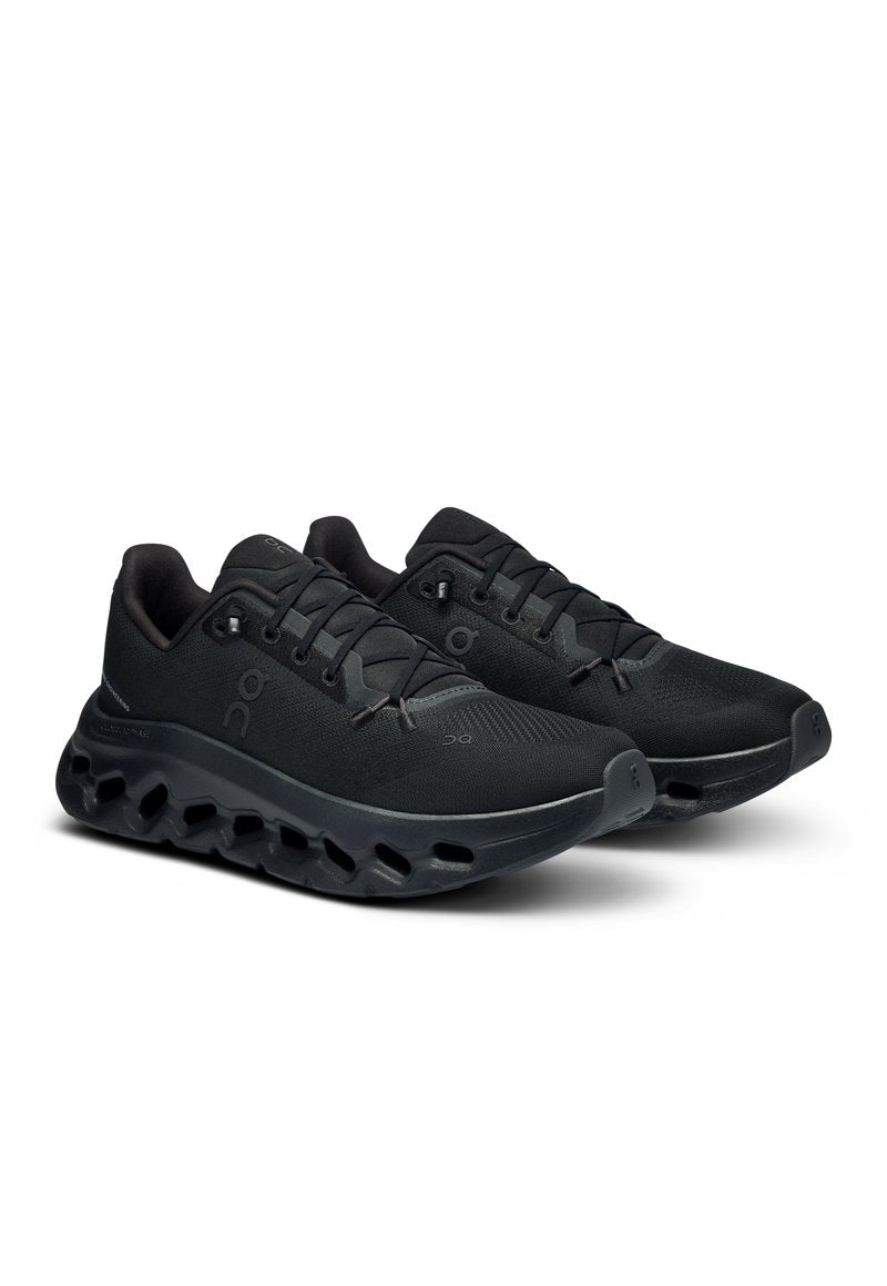 On Cloudtilt (All Black / Eclipse Black)