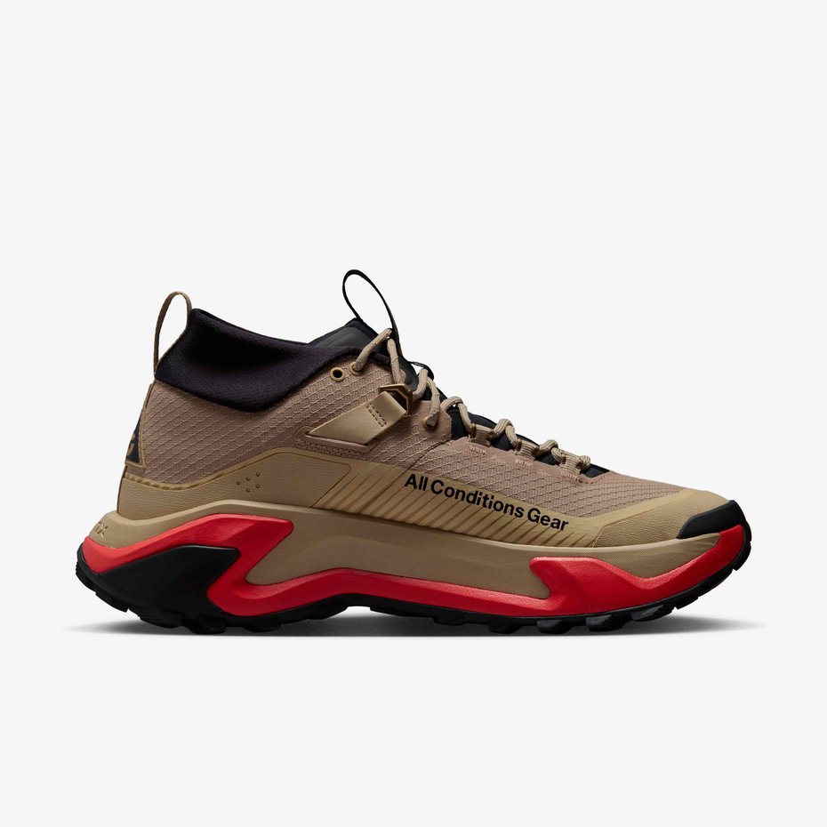 Nike ACG Zegama Hike "British Khaki / Light Crimson"