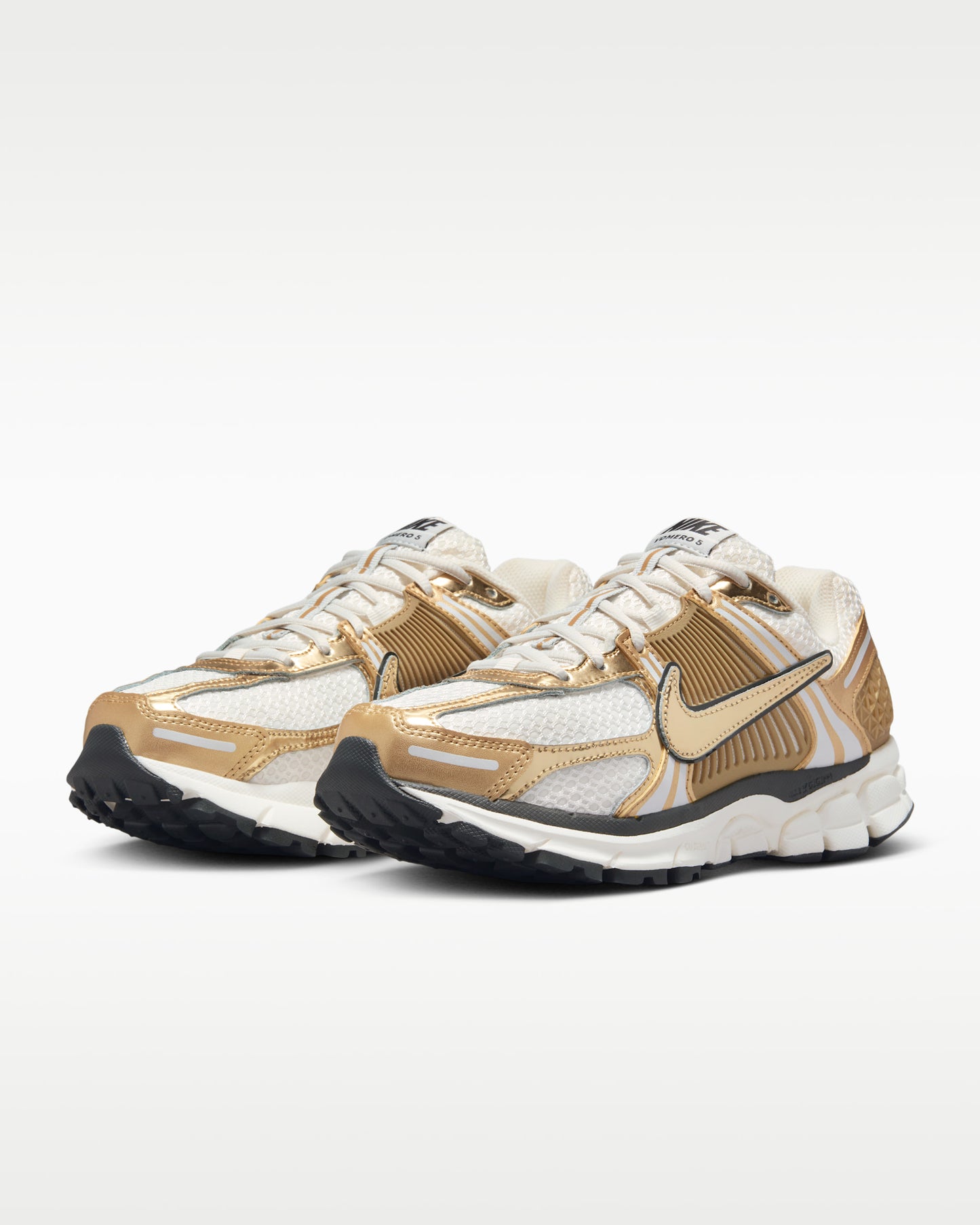 Nike Zoom Vomero 5 "Metallic Gold"