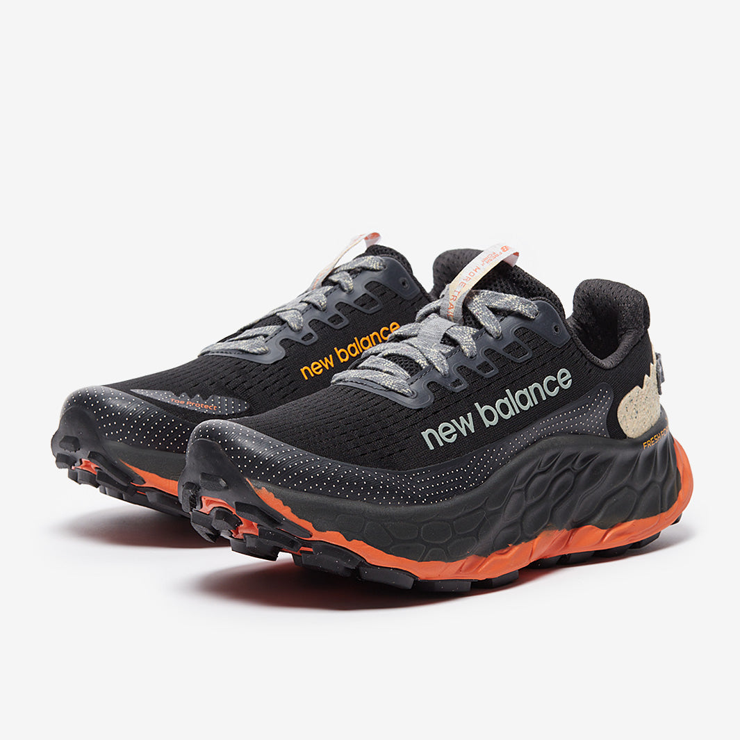 New Balance Fresh Foam X More Trail v3 « Black Cayenne »