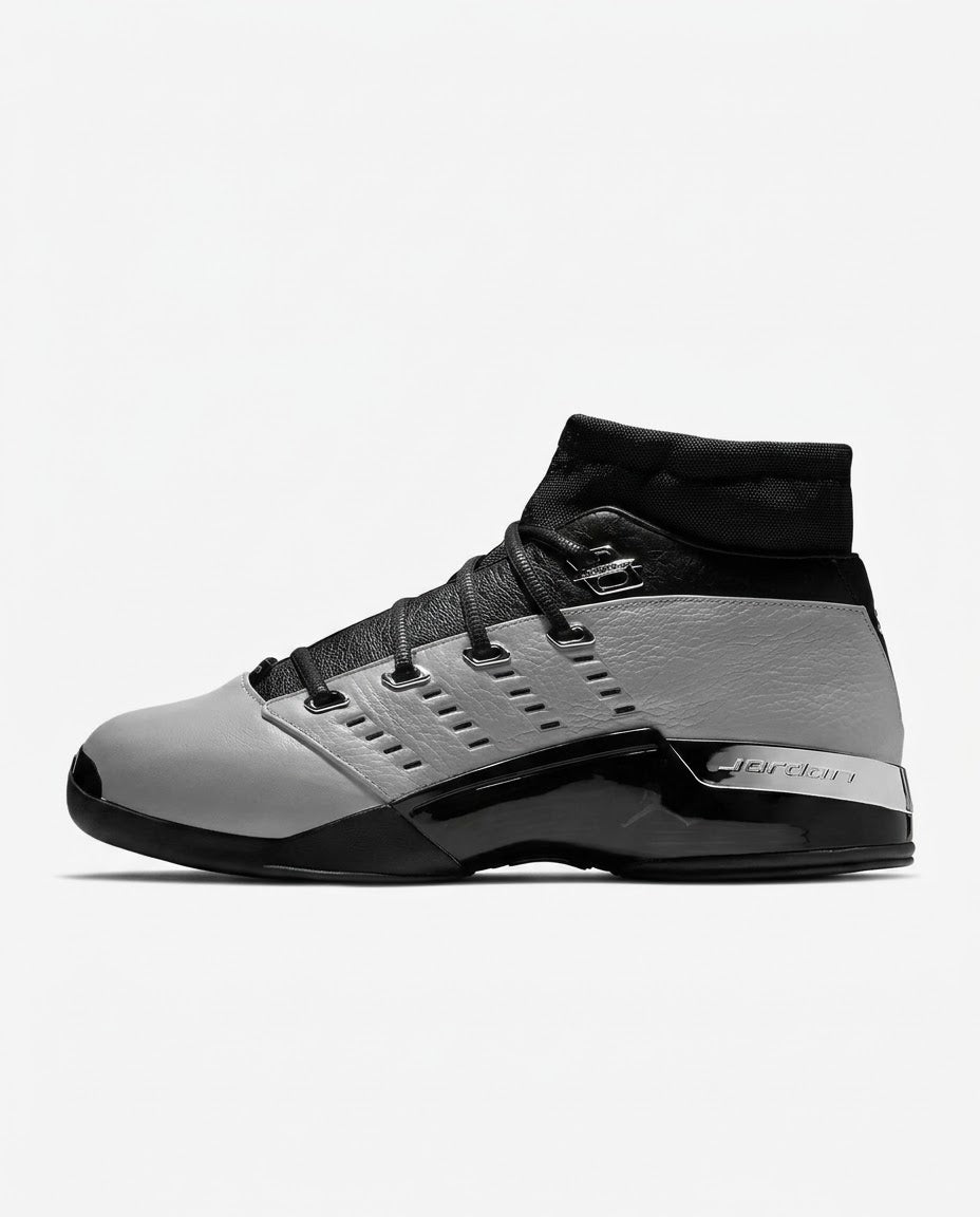 Air Jordan 17 Low noir et de gris.