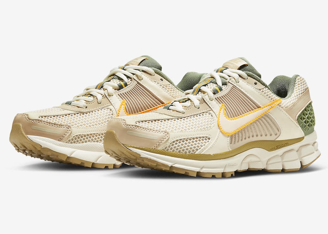 Nike Zoom Vomero 5 "Sail Laser Orange"